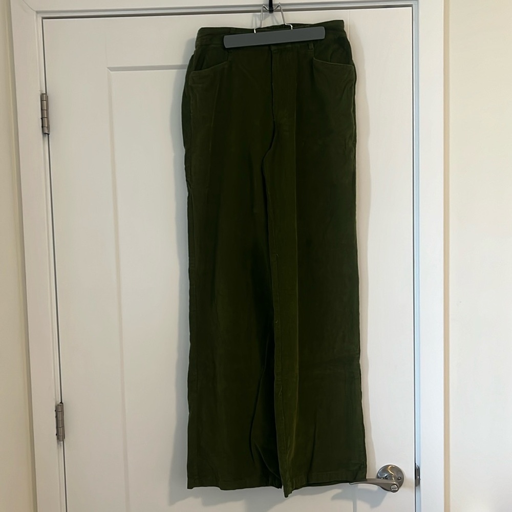 WeWoreWhat corduroy green pants, women’s, medium, wide leg, like new, worn once
